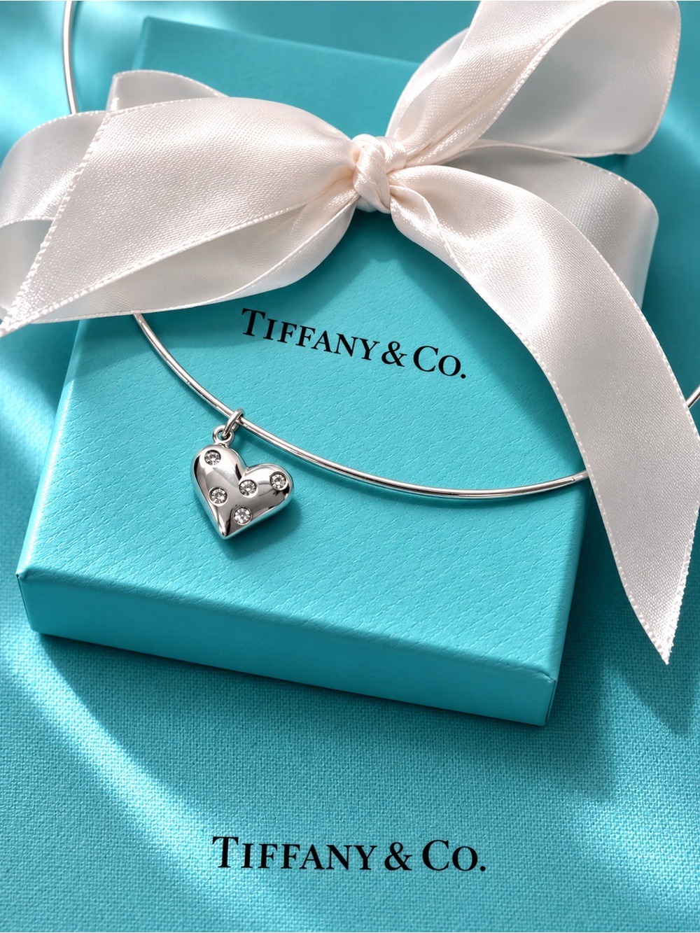 Authentic Tiffany & Co Diamond Etoile Heart Pendant Necklace